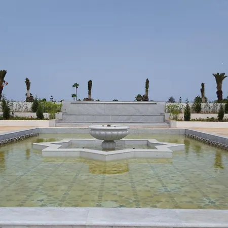 Appartement Agreable Avec 2 Tres Belles Terrasses Au Coeur De Rabat Exterior photo