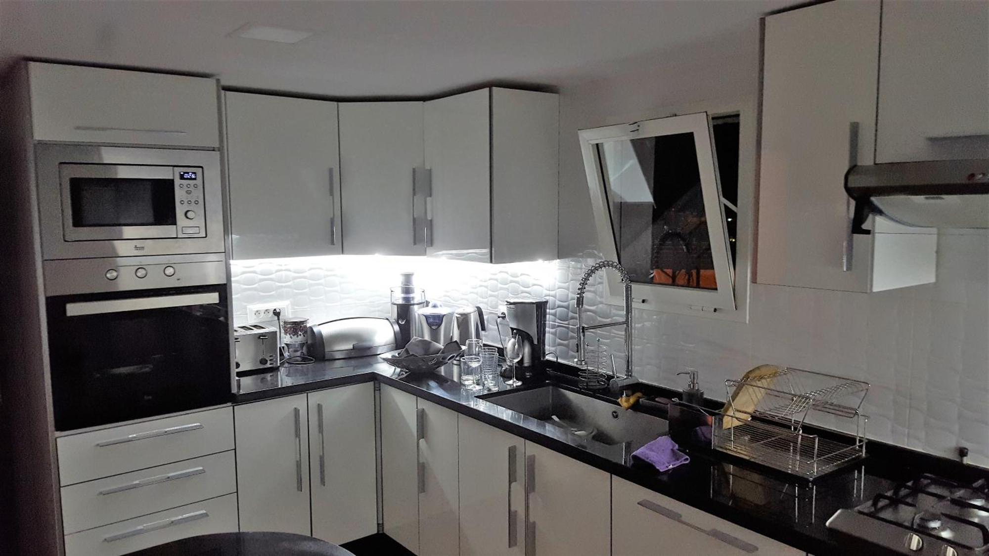Apartment Agreable Avec 2 Tres Belles Terrasses Au Coeur De Rabat